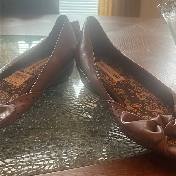 American Eagle Outfitters Green and Brown Bow Flats/two for one deal - Picture 16 of 16